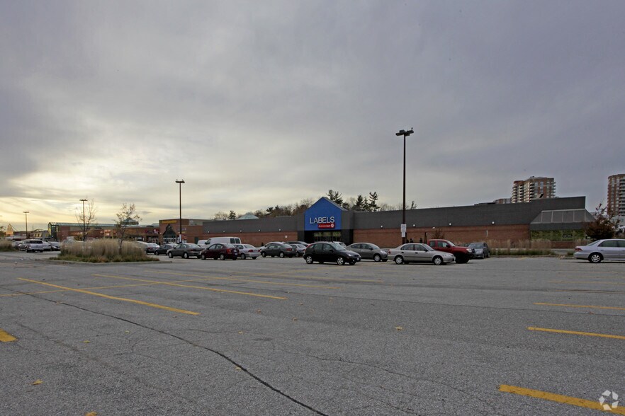 More Photos Of 1-31 Tapscott Rd, Toronto Unknown For Lease