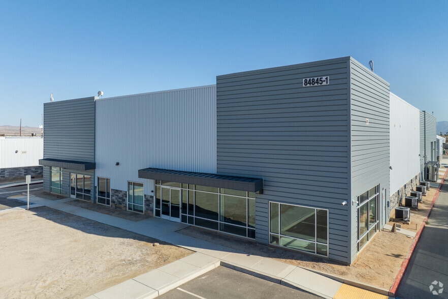 More Photos Of 84829 Avenue 48, Coachella Manufacturing For Sale