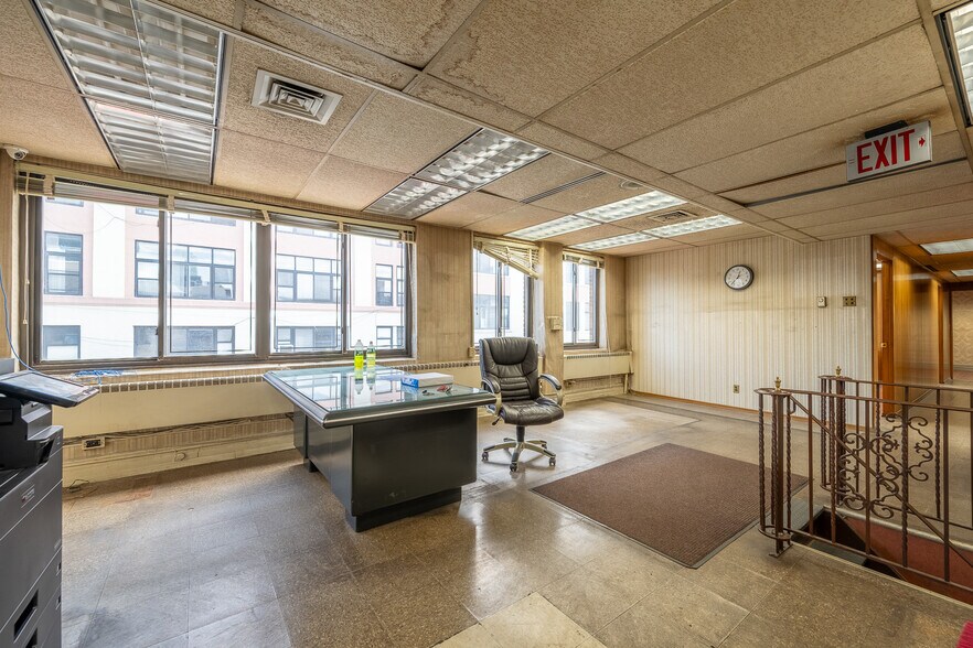 More Photos Of 4332 33rd St, Long Island City Industrial For Sale