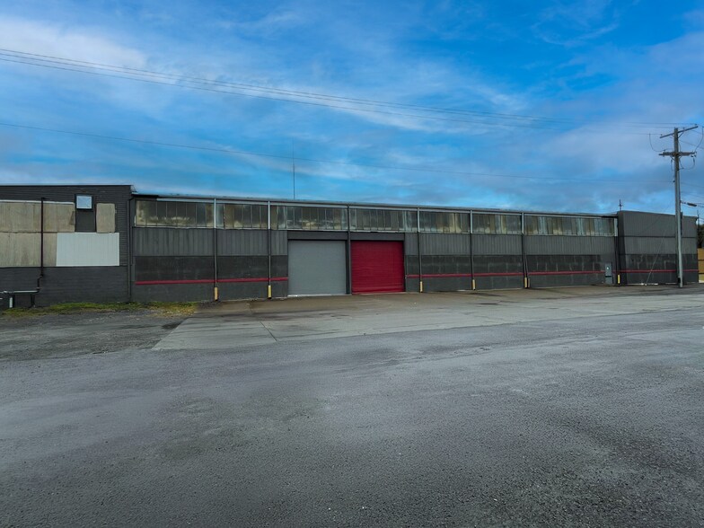More Photos Of 1029 Lyell Ave, Rochester Warehouse For Lease