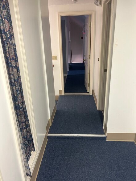 More Photos Of 50 King St, Torrington Office For Sale