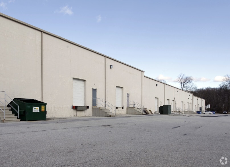 More Photos Of 901 S Bolmar St, West Chester Light Manufacturing For Lease