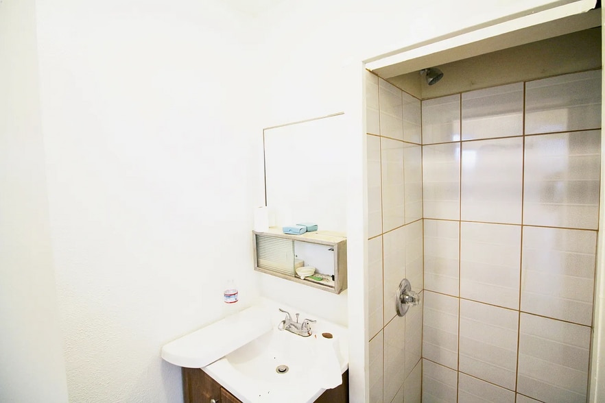 More Photos Of 250 E Garvey Ave, Monterey Park General Retail For Sale