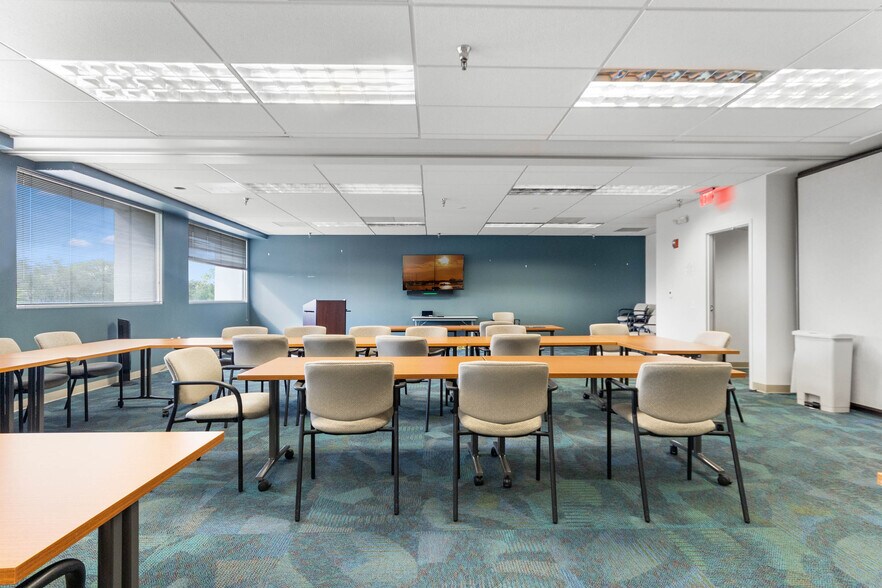 More Photos Of 2201 Lucien Way, Maitland Office For Sale