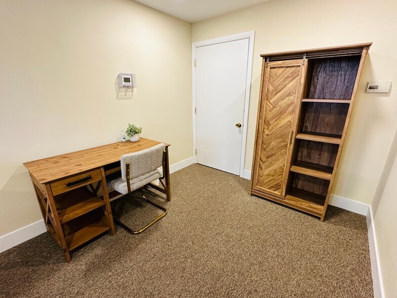 More Photos Of 50 Adams St, Newtonville Office For Sale