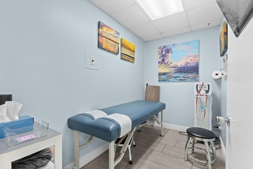 More Photos Of 111 N Fiske Blvd, Cocoa Office For Sale