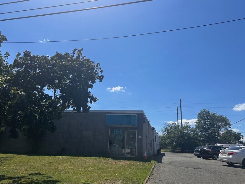 More Photos Of 187 Wescott Ave, Rahway Manufacturing For Lease