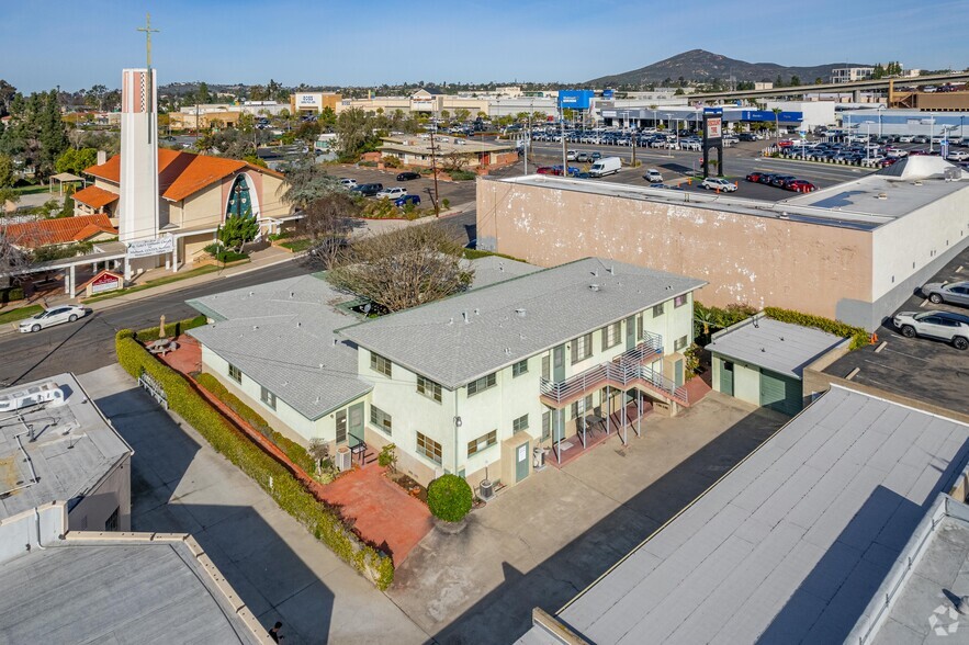 More Photos Of 8870-8878 La Mesa Blvd, La Mesa Storefront For Sale