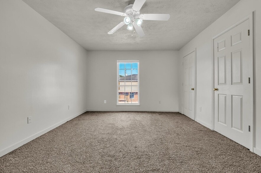 More Photos Of 1301 Louisville Apt. 47-48 St, Starkville Apartments For Sale