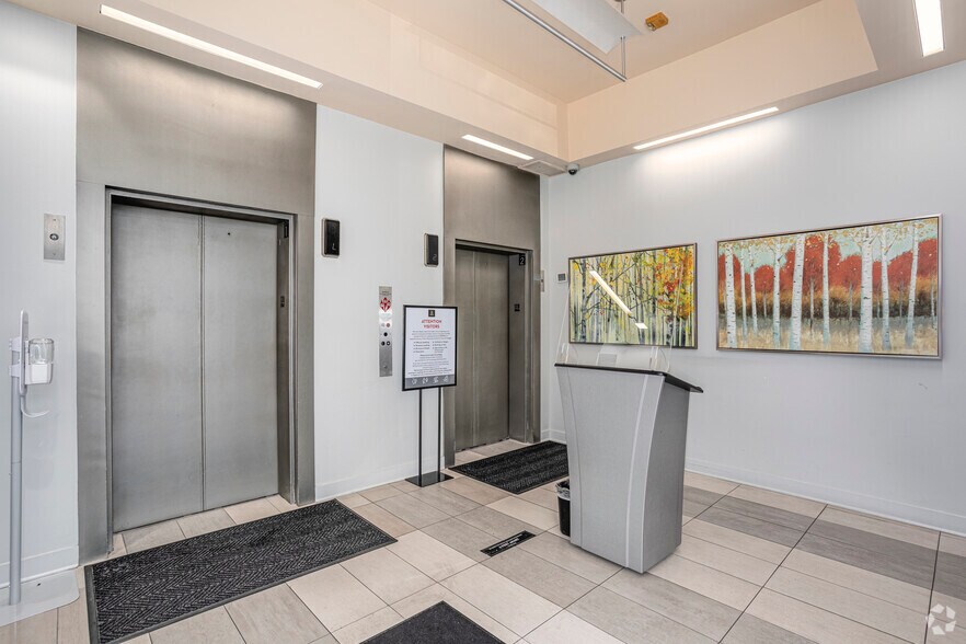 More Photos Of 801 Roeder Rd, Silver Spring Office For Sale