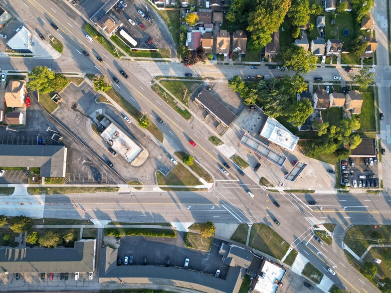 More Photos Of 2630 Oakwood Blvd, Melvindale Fast Food For Sale