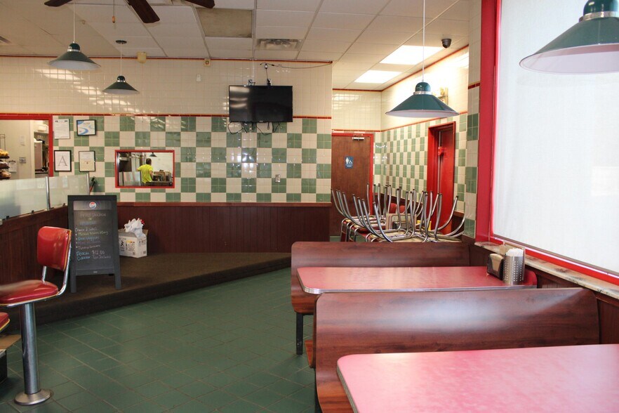 More Photos Of 210 MS-28 Hwy, Taylorsville Specialty For Sale