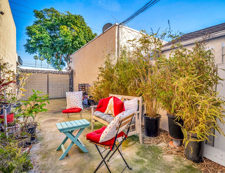 More Photos Of 11915 Inglewood Ave, Hawthorne Medical For Sale