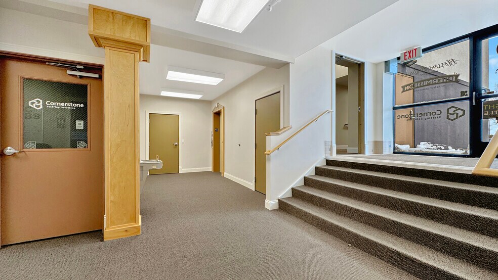 More Photos Of 117 N Mitchell St, Cadillac Medical For Lease