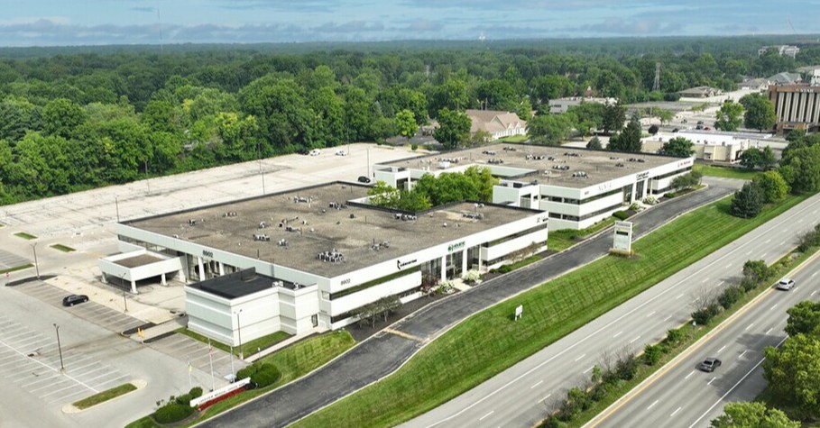 Primary Photo Of 8902-9002 N Meridian St, Indianapolis Medical For Lease