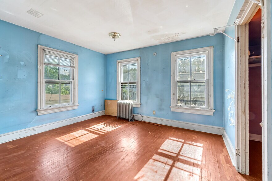 More Photos Of 177 East Ave, Bridgeton Apartments For Sale