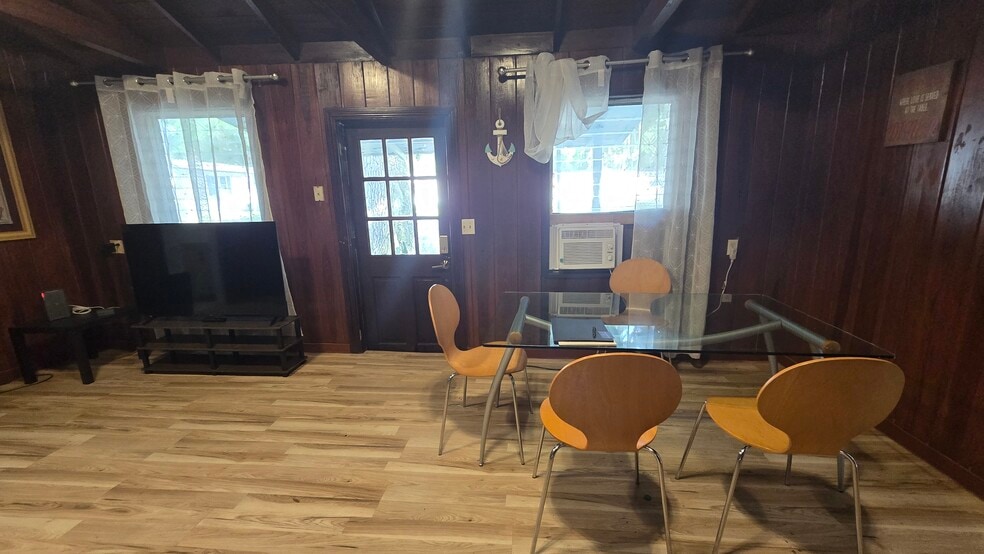 More Photos Of 44 Crawford Dr, Lake Placid Manufactured Housing Mobile Home Park For Sale