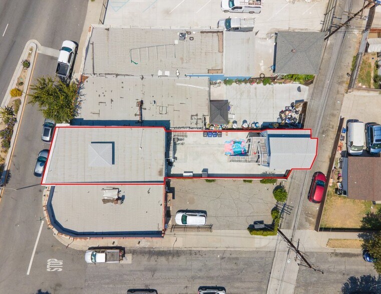 More Photos Of 8317 Whittier Blvd, Pico Rivera Storefront Retail Residential For Sale