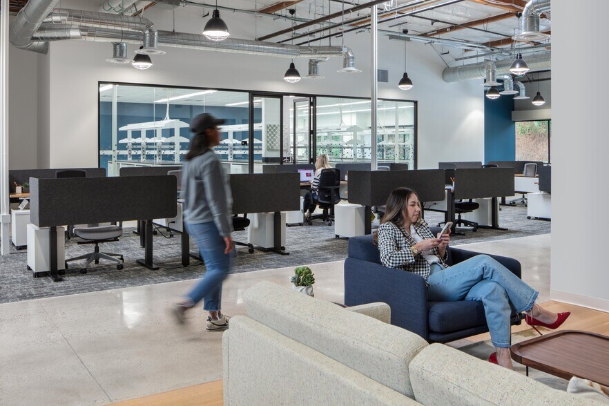 More Photos Of 5825 Oberlin Dr, San Diego Research And Development For Lease