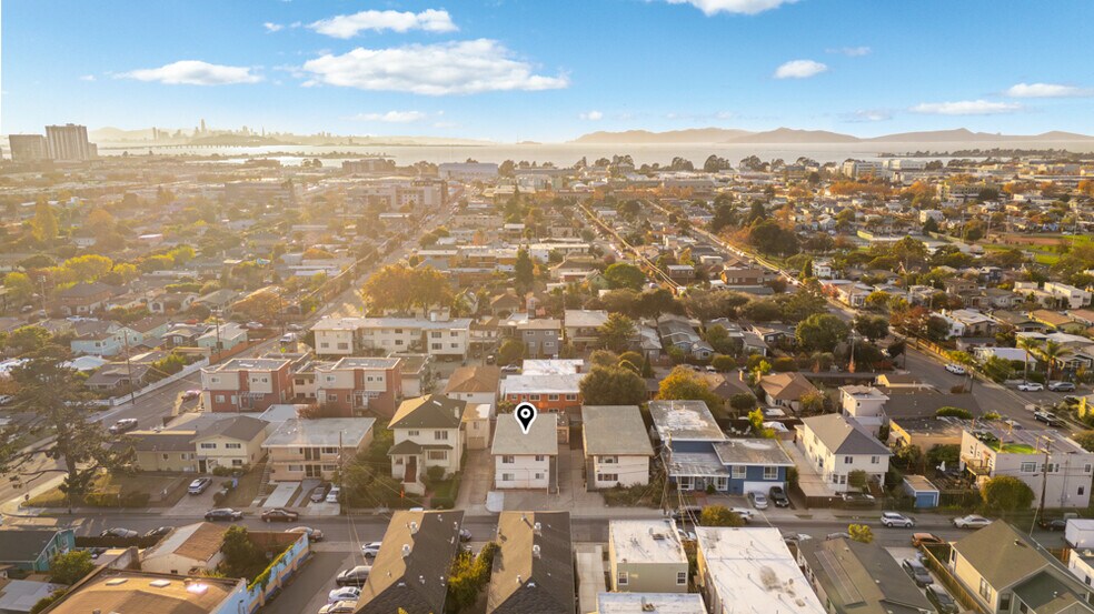 More Photos Of 2920-2922 Stanton St, Berkeley Apartments For Sale