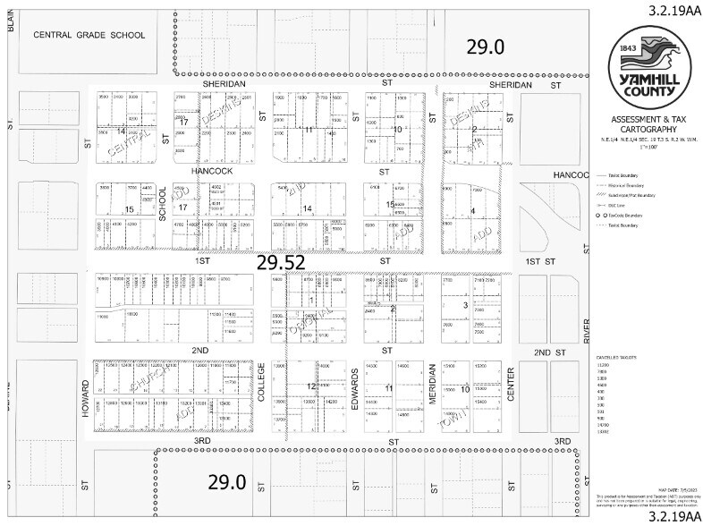 More Photos Of 811 E 1st St, Newberg Storefront Retail Residential For Lease