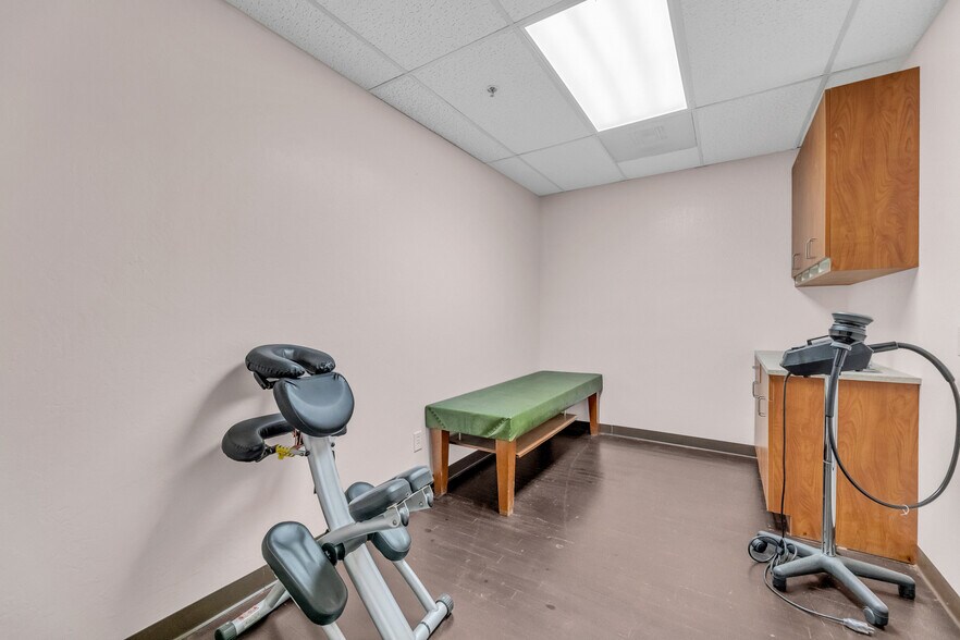 More Photos Of 515 Michigan Blvd, West Sacramento Medical For Sale