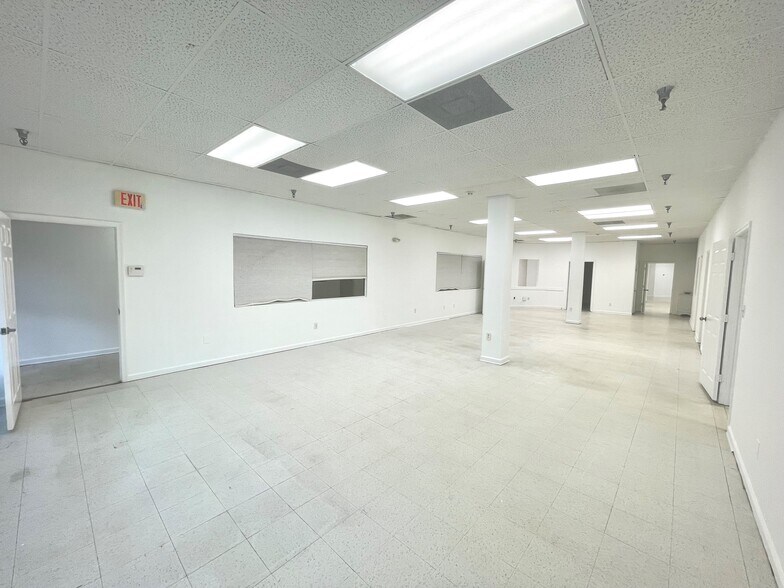 More Photos Of 4301 W Sunrise Blvd, Plantation Unknown For Lease