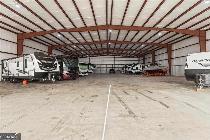 More Photos Of 109 Gasque Dr, LaFayette Airplane Hangar For Sale