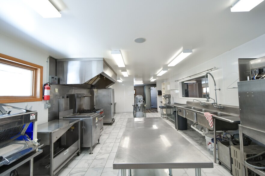 More Photos Of 307 2nd St, Bellechester Flex For Sale