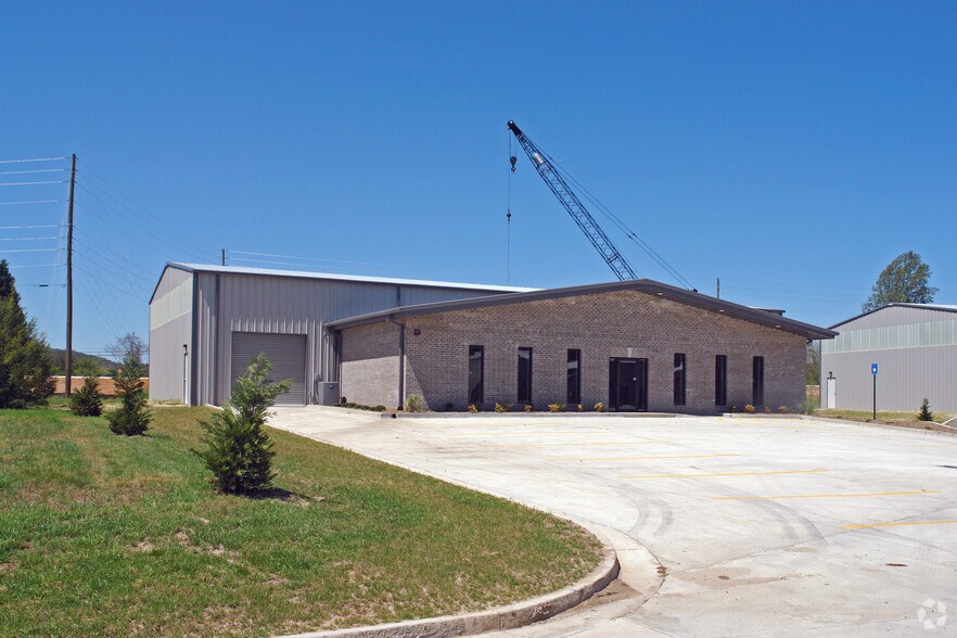Primary Photo Of 30 River Ct, Cartersville Warehouse For Lease