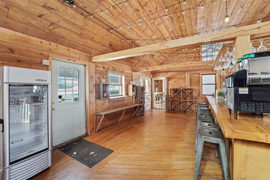 More Photos Of 248 County Road 1, Chenango Forks Specialty For Sale