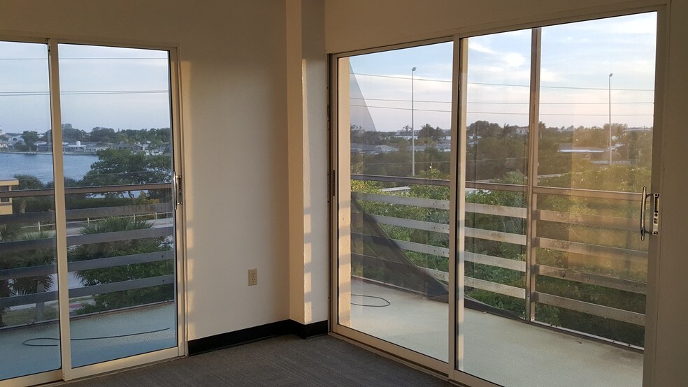 More Photos Of 1460 S McCall Rd, Englewood Medical For Sale