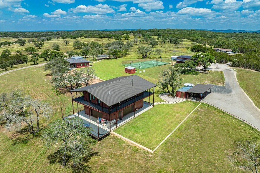 More Photos Of 1430 Gibson Best, Hye Land For Sale