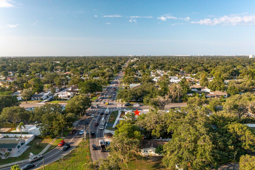 More Photos Of 2200 49th St N, Saint Petersburg Medical For Sale