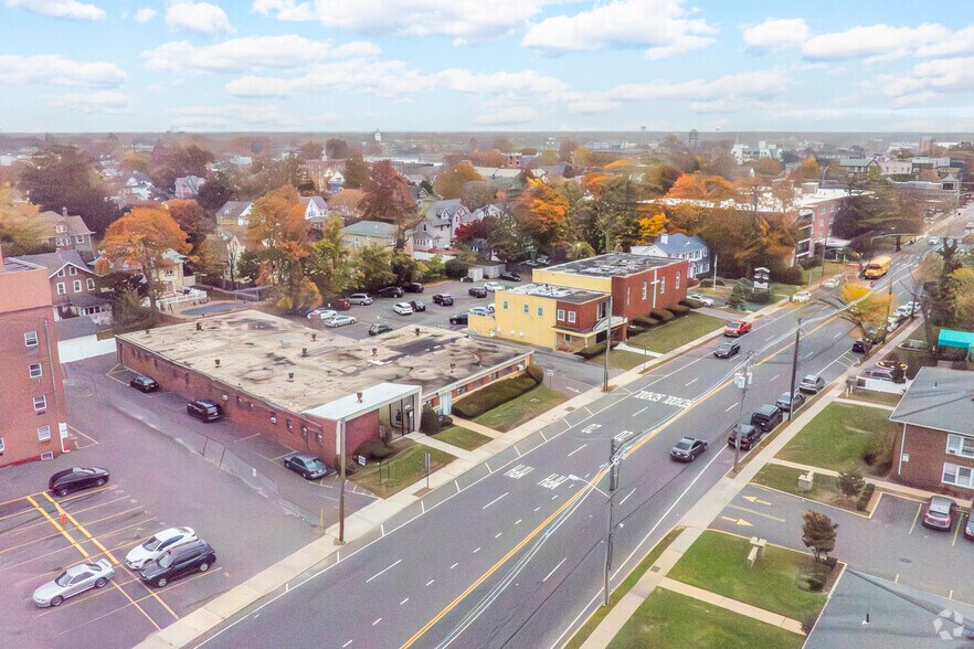 More Photos Of 294 W Merrick Rd, Freeport Medical For Lease