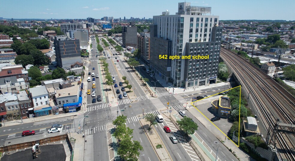 Primary Photo Of 68-20 Queens Blvd, Woodside Freestanding For Sale