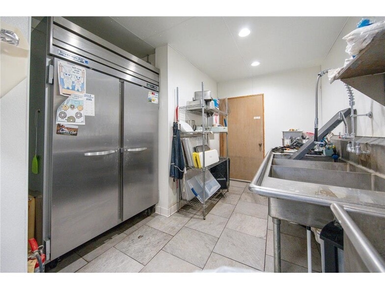 More Photos Of 102 E Centennial 84 Dr, New York Mills Restaurant For Sale