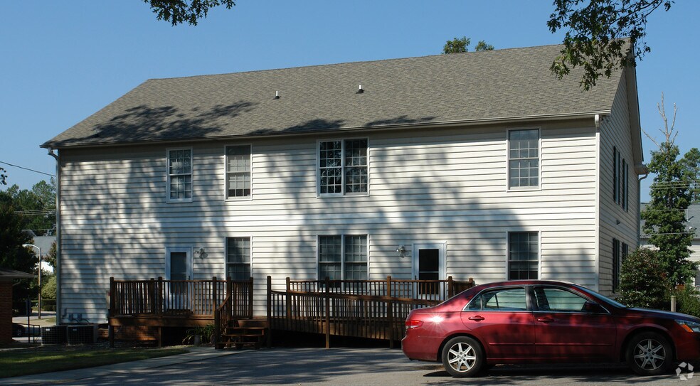 More Photos Of 1743 S Main St, Wake Forest Office For Lease