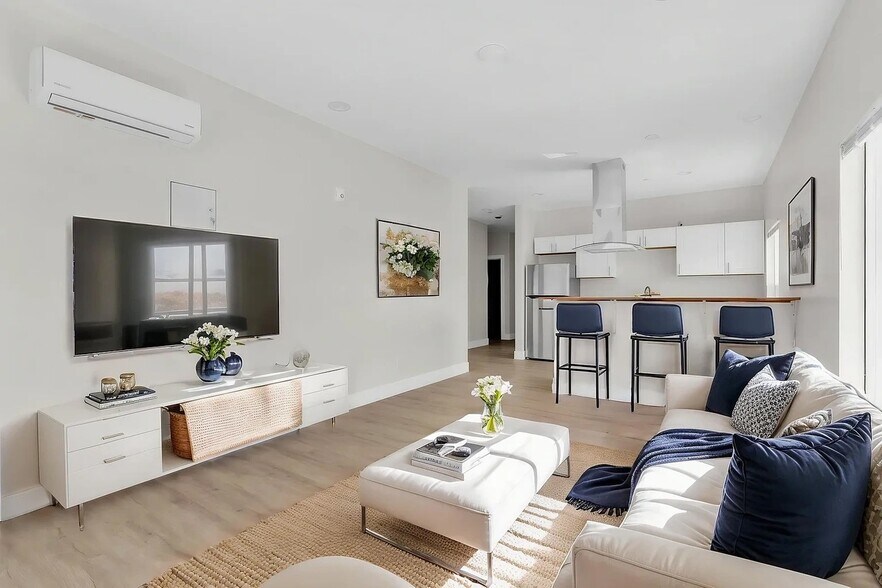 More Photos Of 3000 T St, Sacramento Apartments For Sale