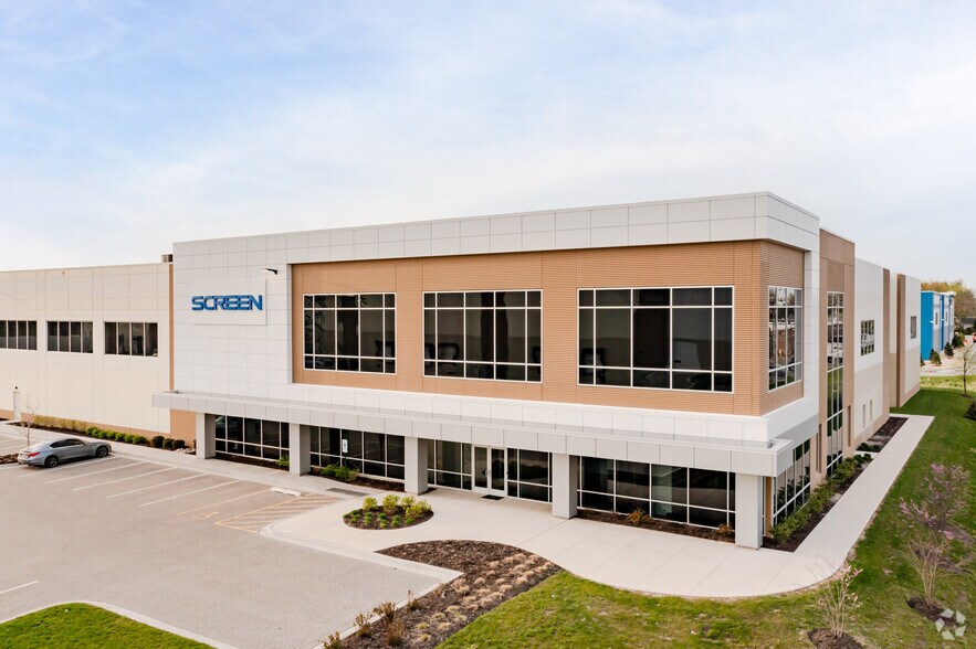 Primary Photo Of 150 Innovation Dr, Elk Grove Village Distribution For Lease