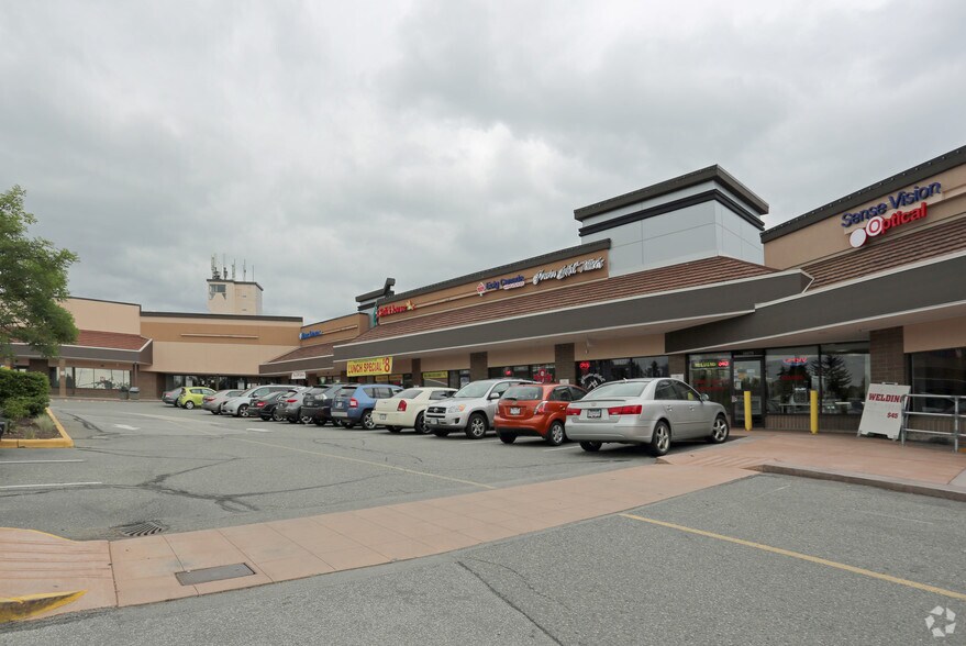 More Photos Of 19531-19585 Fraser Hwy, Surrey Storefront Retail Office For Lease