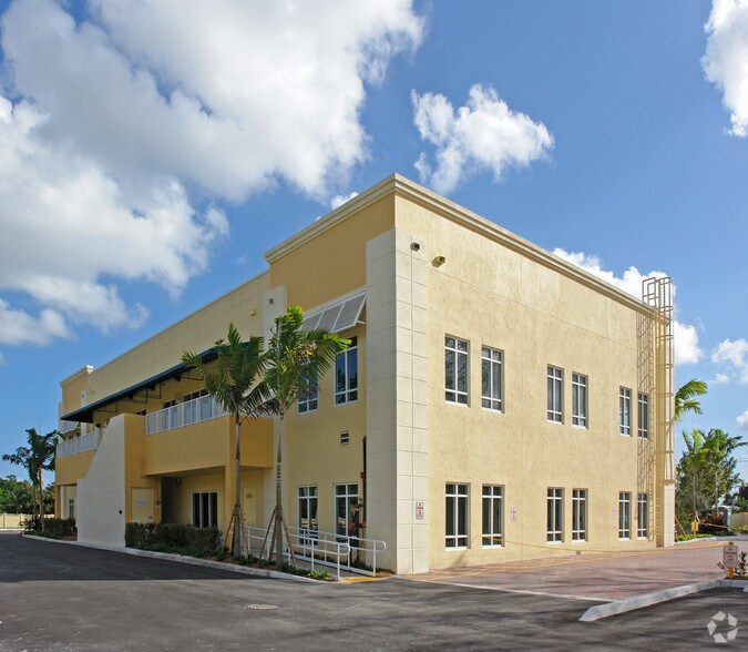 More Photos Of 6095 W Commercial Blvd, Tamarac Office Residential For Sale