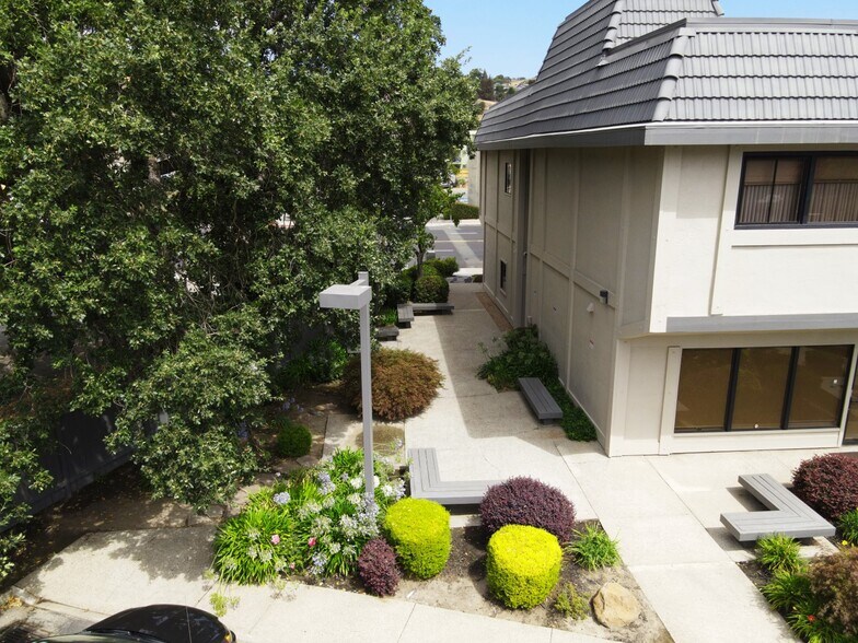 More Photos Of 1280 Boulevard Way, Walnut Creek Medical For Lease