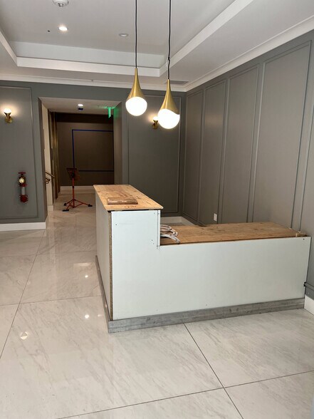 More Photos Of 601 S Broadway, Los Angeles Apartments For Lease