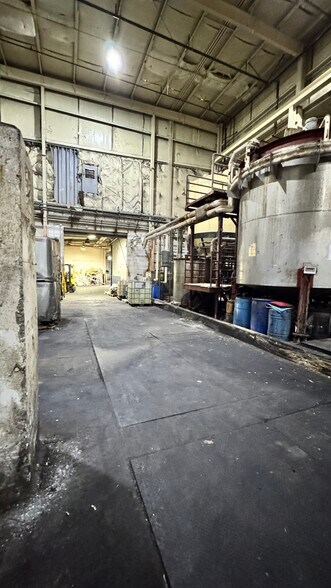More Photos Of 14305 Cocoa Avenue, Reno Industrial For Sale