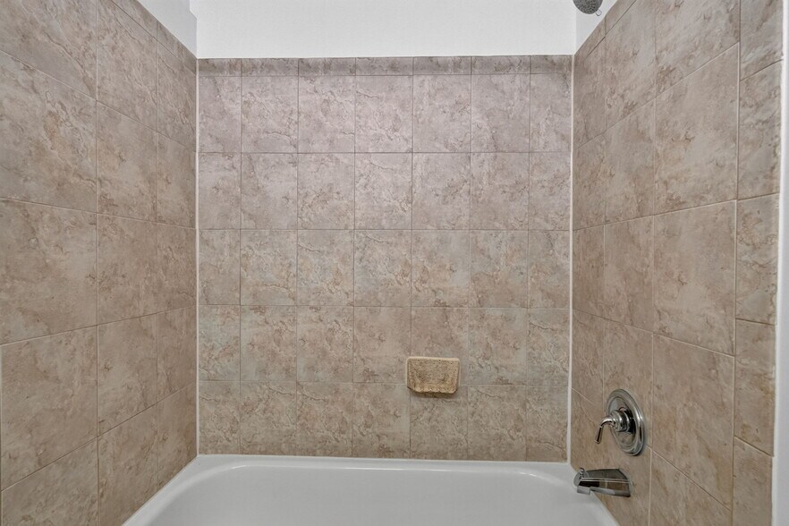 More Photos Of 1271-1275 Meigs Pl NE, Washington Apartments For Sale
