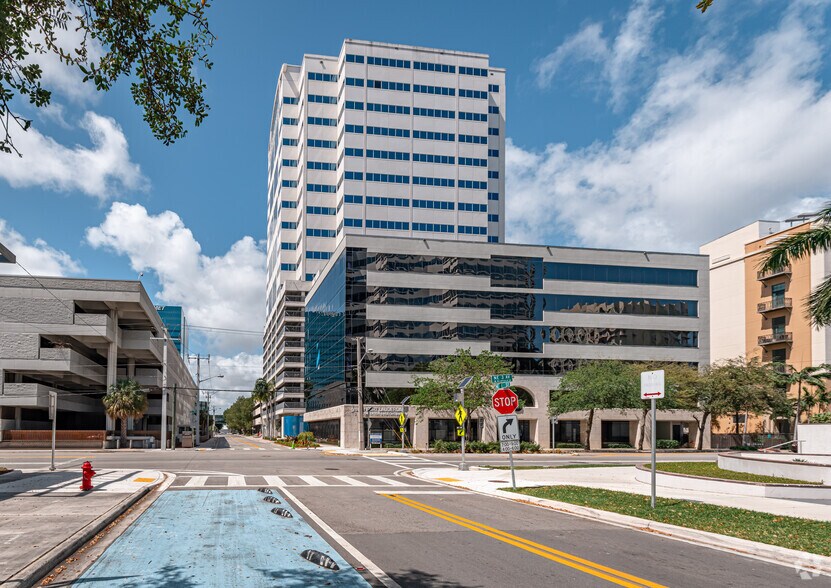 More Photos Of 101 NE 3rd Ave, Fort Lauderdale Office For Lease