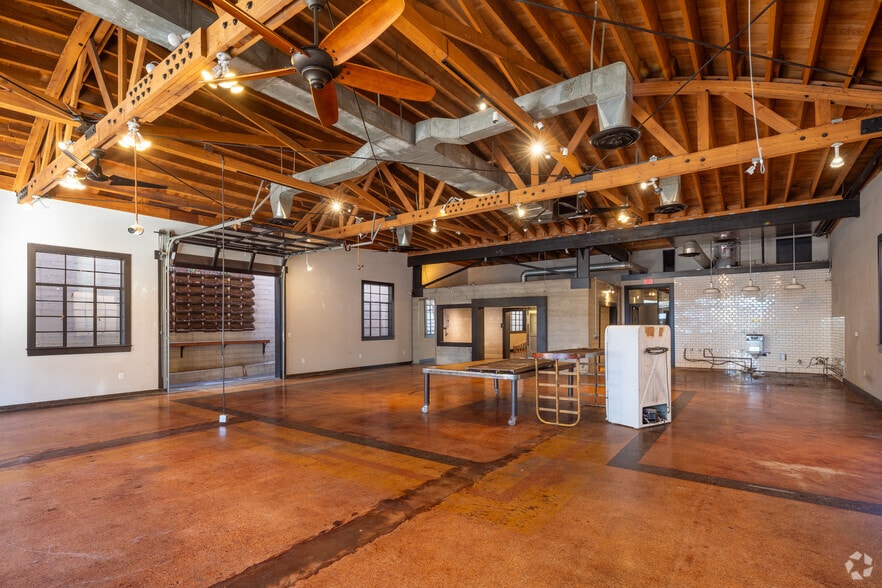 More Photos Of 6728 Bright Ave, Whittier Storefront For Sale