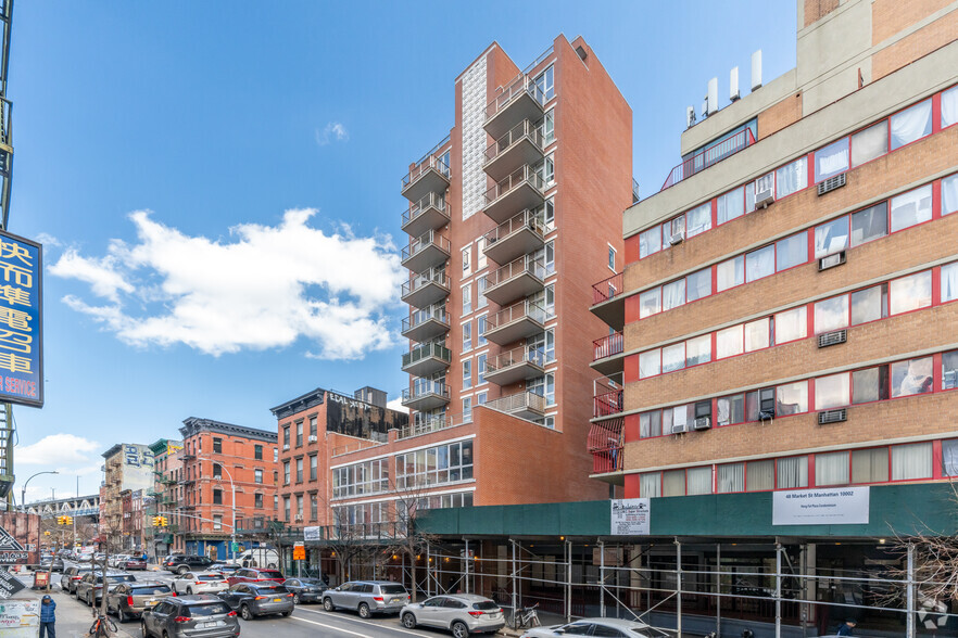 Primary Photo Of 44-46 Market St, New York Apartments For Lease