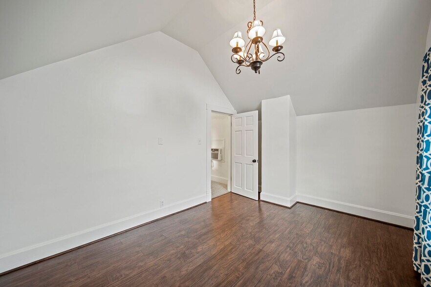 More Photos Of 7315 E Main St, Reynoldsburg Office For Sale